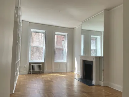 $6,250 | 243 East 71st Street, Unit 3 | Lenox Hill