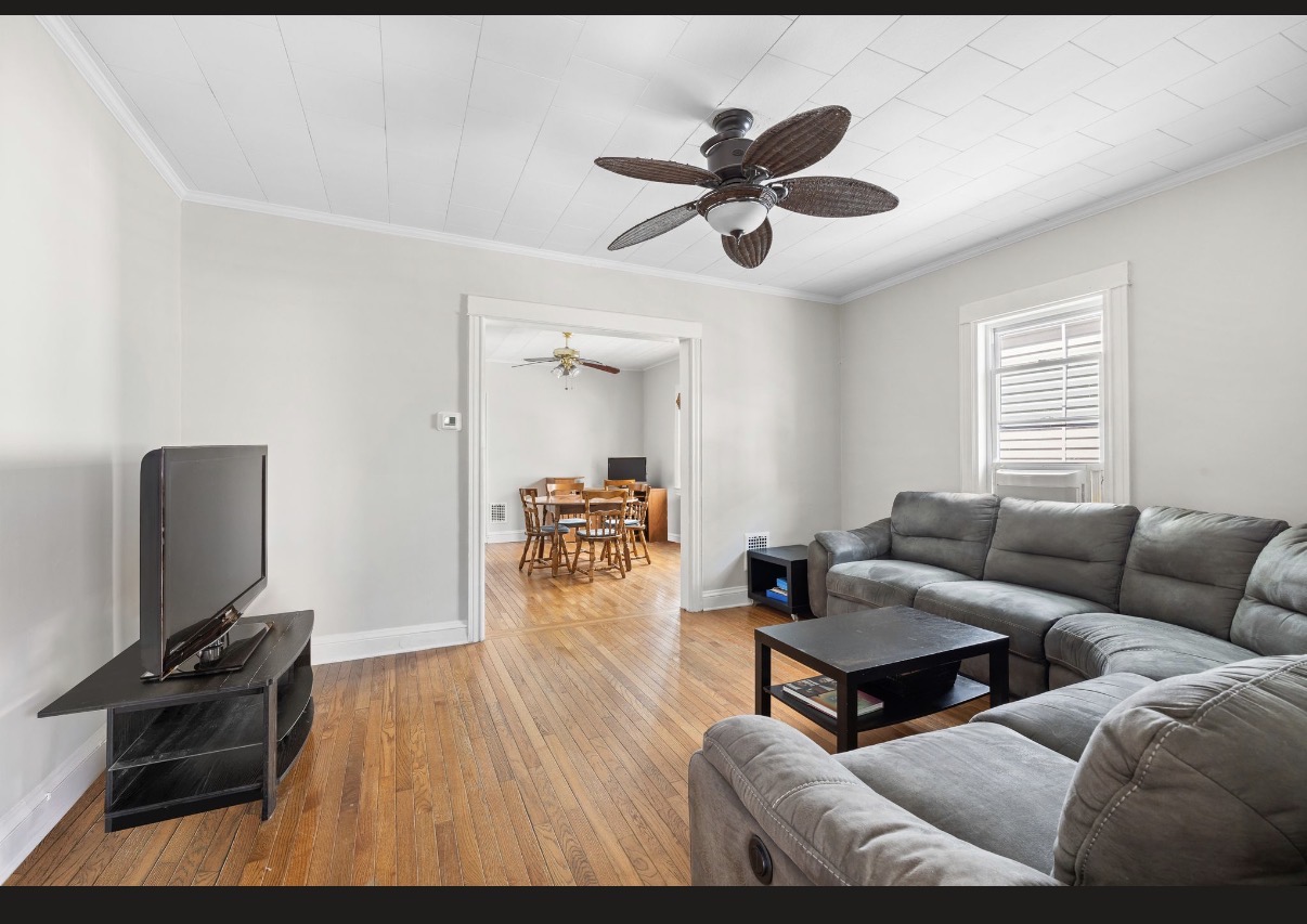 89-22 85th Street Queens, NY 11421 - Photo 4 of 18