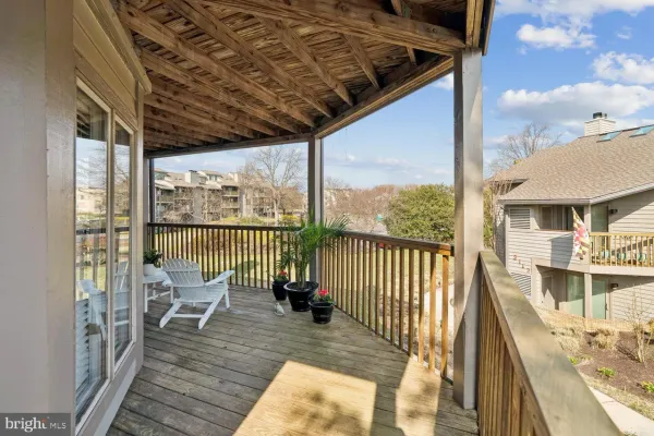 $595,000 | 2110 Chesapeake Harbour Drive East, Unit 101, Annapolis, MD 21403