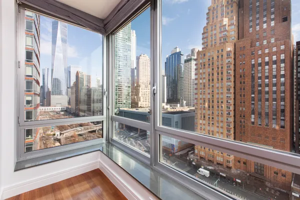 $8,900 | 30 West Street, Unit 15B | Battery Park City