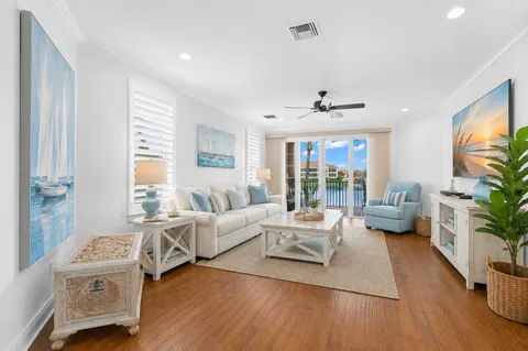 $885,000 | 6 Academy Way, Unit 221, St. Petersburg, FL 33711