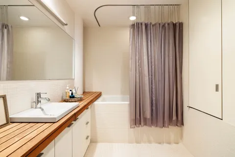 $3,100,000 | 28 East 4th Street, Unit 7E | NoHo