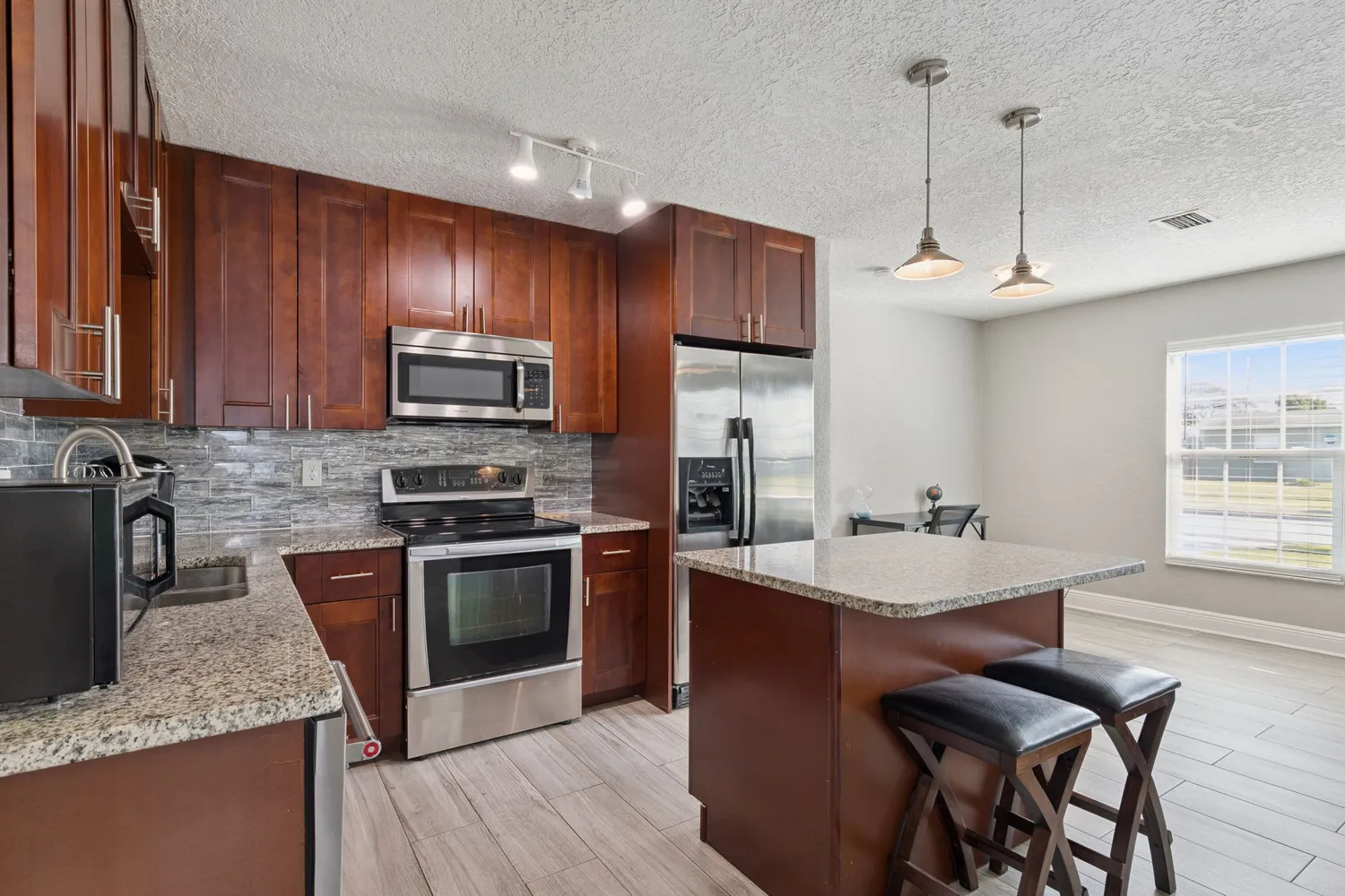 $339,000 | 4120 Crossen Drive, Orlando, FL 32822