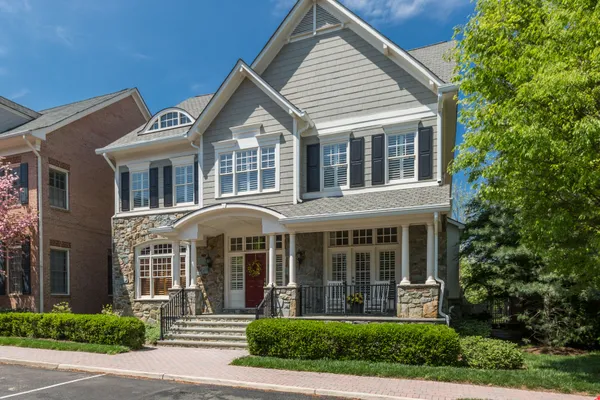 $2,599,000 | 7212 Farm Meadow Court, McLean, VA 22101