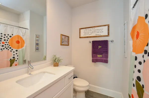 $529,000 | 2419 West Kolbe Lane, Houston, TX 77080