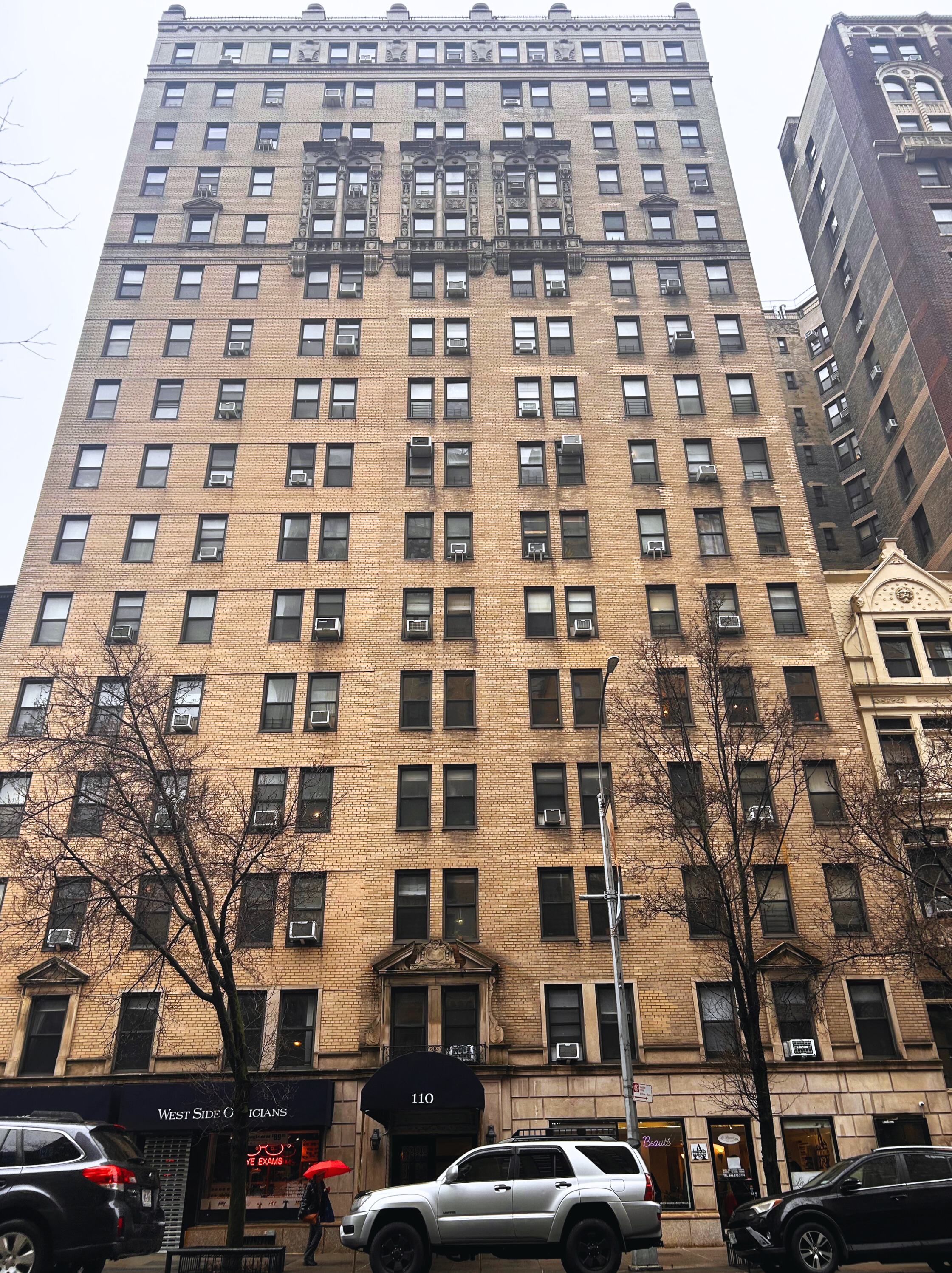 110 West 86th Street, Unit 16C Manhattan, NY 10024 - Photo 10 of 12 front view of a building