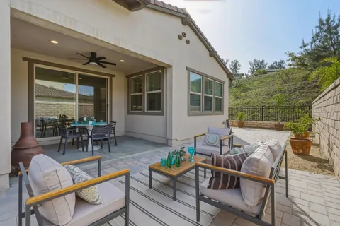 $1,100,000 | 5024 Rexton Drive, Camarillo, CA 93012