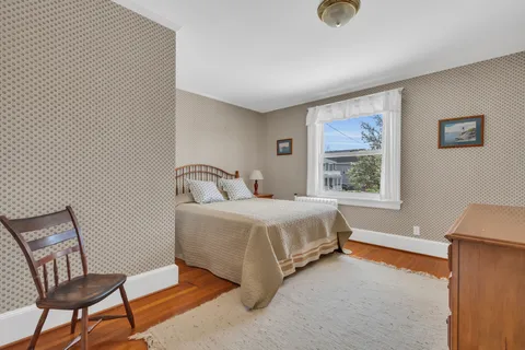 $3,000,000 | 4 Van Zandt Avenue, Newport, RI 02840