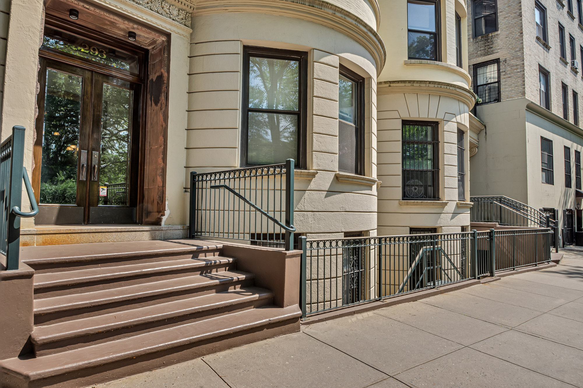 293 Riverside Drive, Unit 4B Manhattan, NY 10025 - Photo 11 of 13