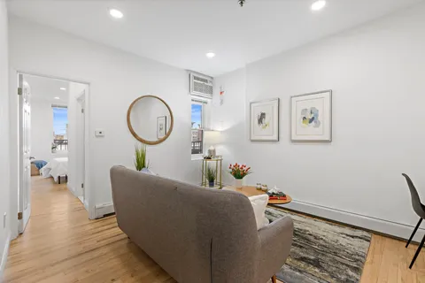$725,000 | 110 Washington Street, Unit 6, Hoboken, NJ 07030