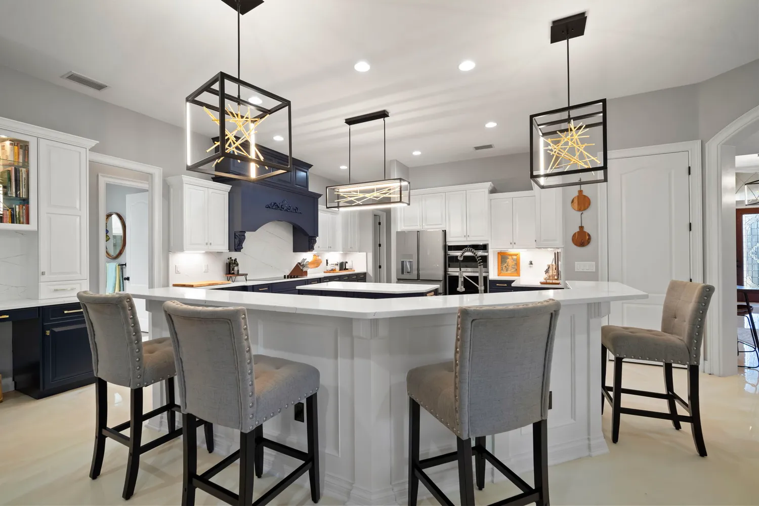 $900,000 | 15035 Wind Whisper Drive, Odessa, FL 33556