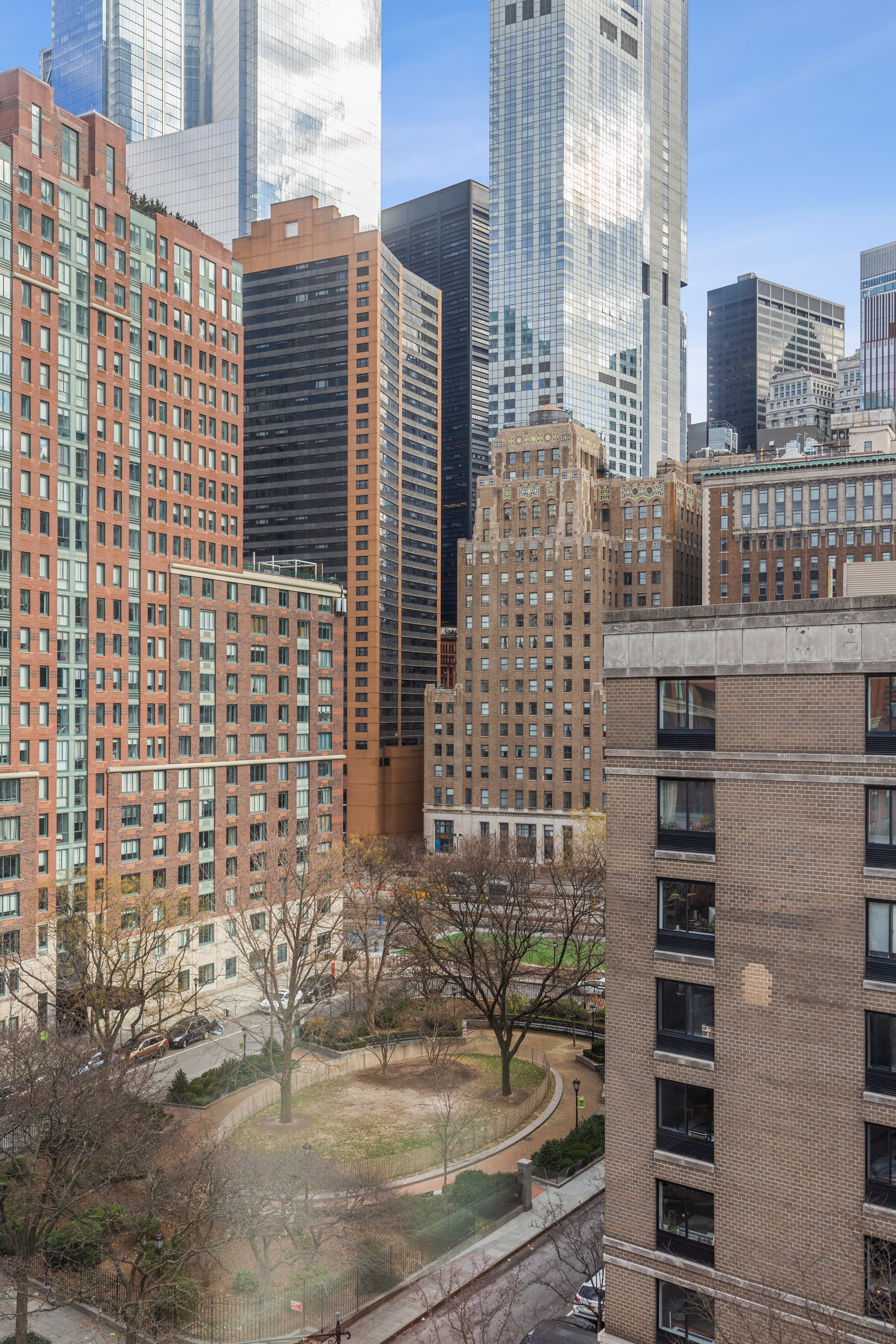 300 Rector Place, Unit 9L Manhattan, NY 10280 - Photo 12 of 29 Gallery Image 12