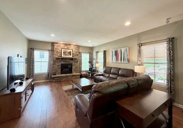 $780,000 | 222 Overlook Drive, McMurray, PA 15317