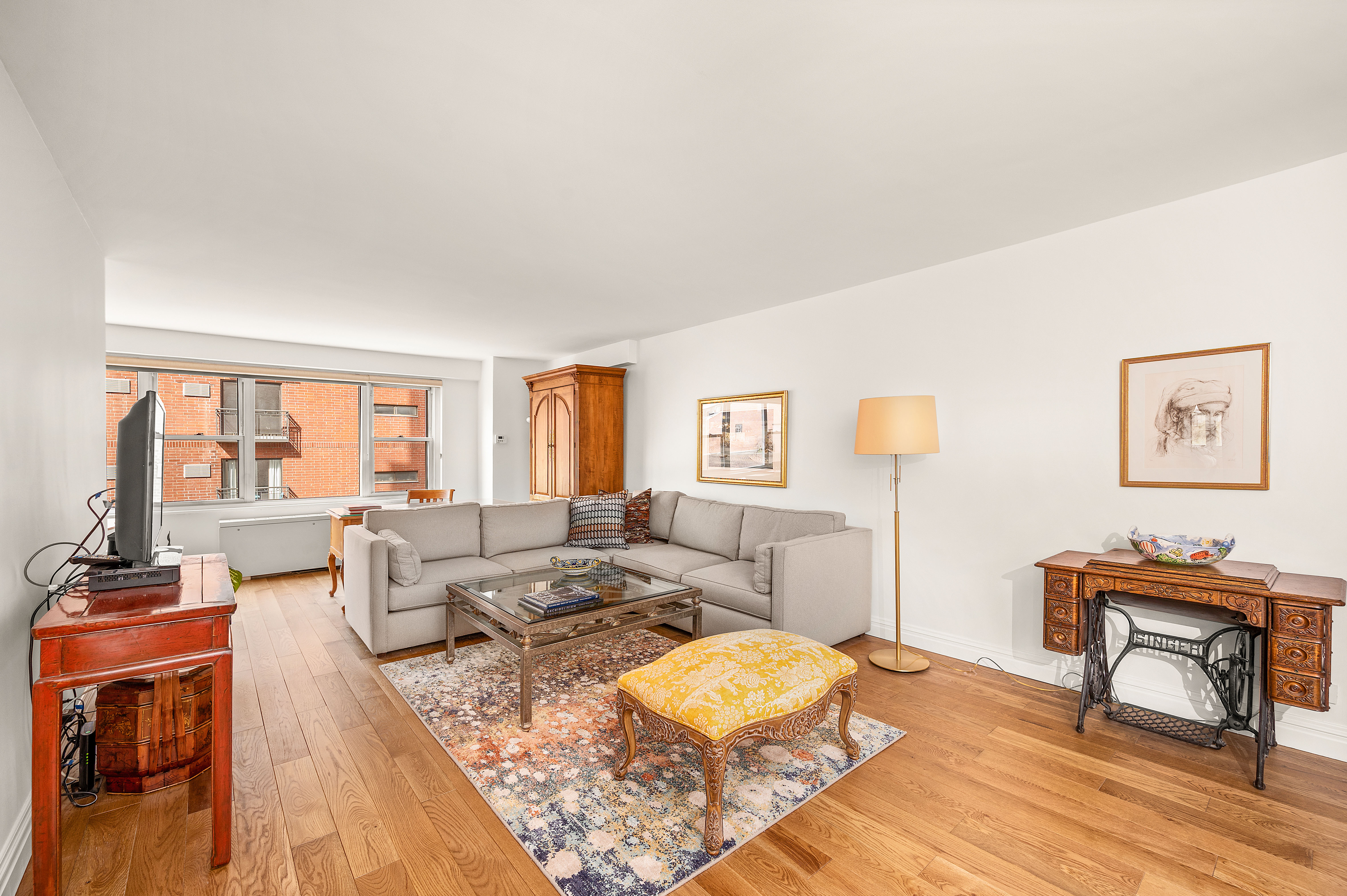 400 East 77th Street, Unit 8K Manhattan, NY 10075 - Photo 2 of 10