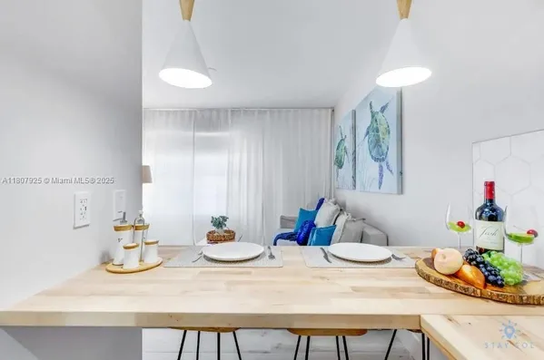 $299,000 | 7326 Collins Avenue, Unit 201, Miami Beach, FL 33141