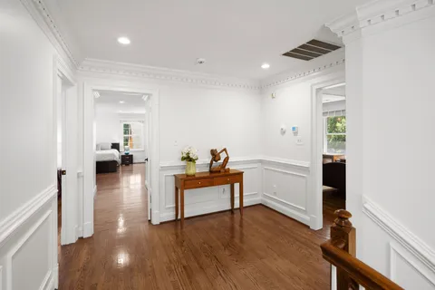 Contact Agent | 5313 Massachusetts Avenue, Bethesda, MD 20816