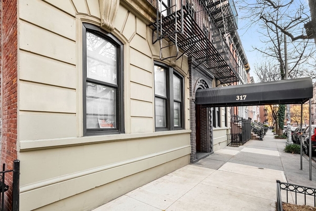 317 East 18th Street, Unit 2B Manhattan, NY 10003 - Photo 6 of 8