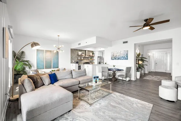 $1,429,000 | 112 Seascape Drive, Unit PH2402, Miramar Beach, FL 32550
