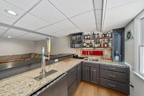 Contact Agent | 89 Sunset Way, Pembroke, MA 02359