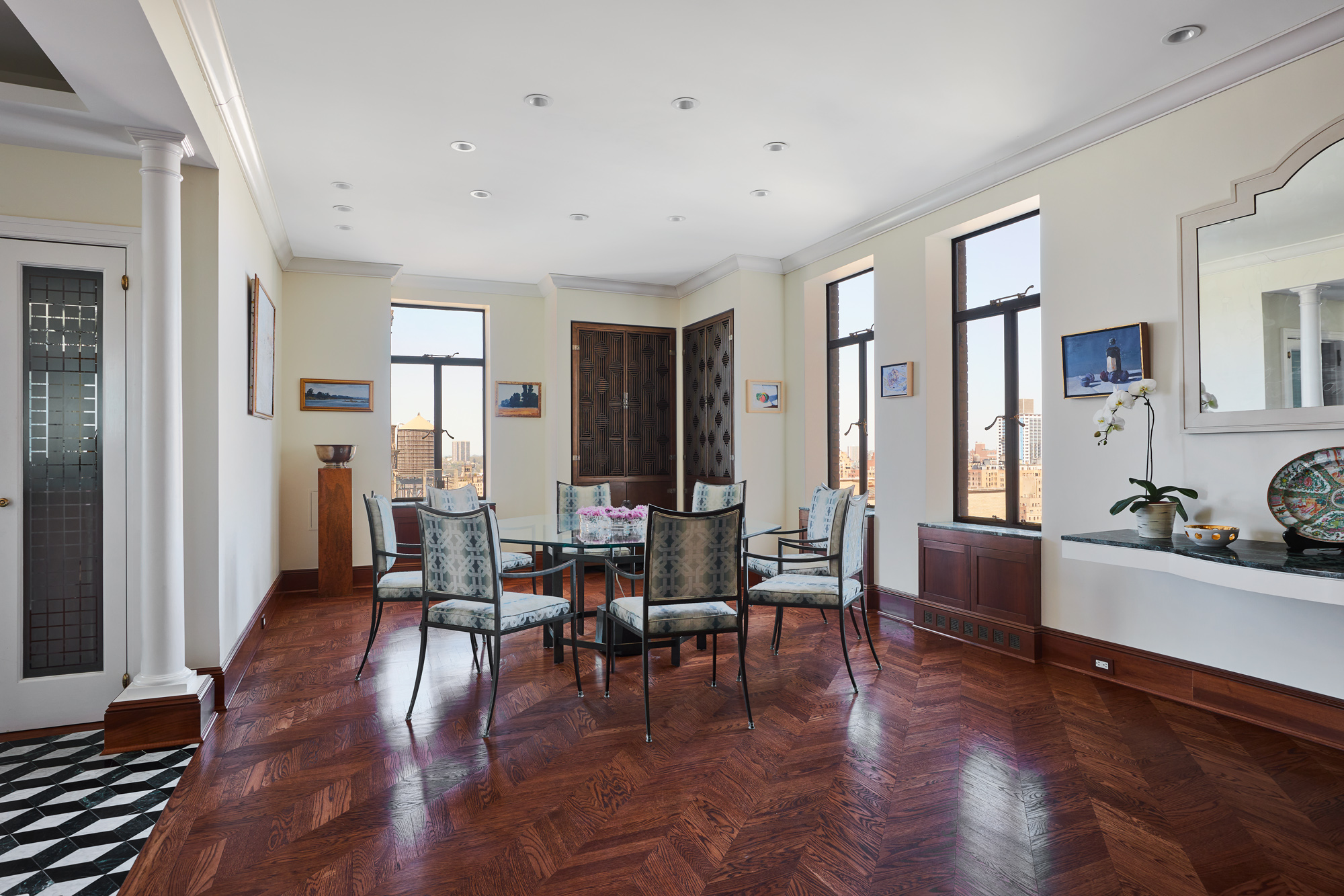 211 Central Park West, Unit 18A Manhattan, NY 10024 - Photo 3 of 12
