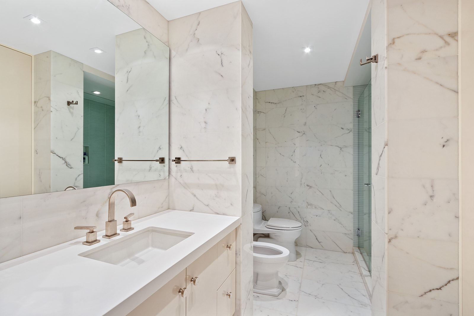 146 West 57th Street, Unit 40B Manhattan, NY 10019 - Photo 4 of 7