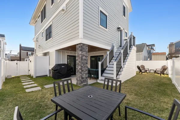 $2,199,999 | 111 North Brunswick Avenue, Margate City, NJ 08402