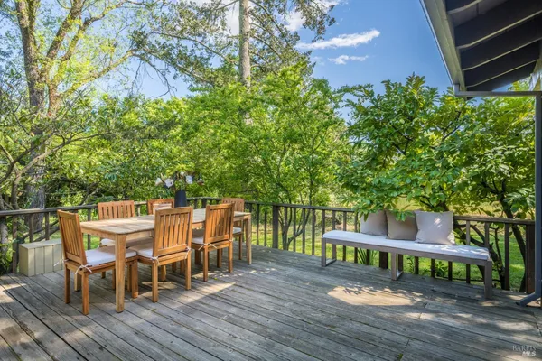 $2,450,000 | 18320-18330 Carriger Road, Sonoma, CA 95476