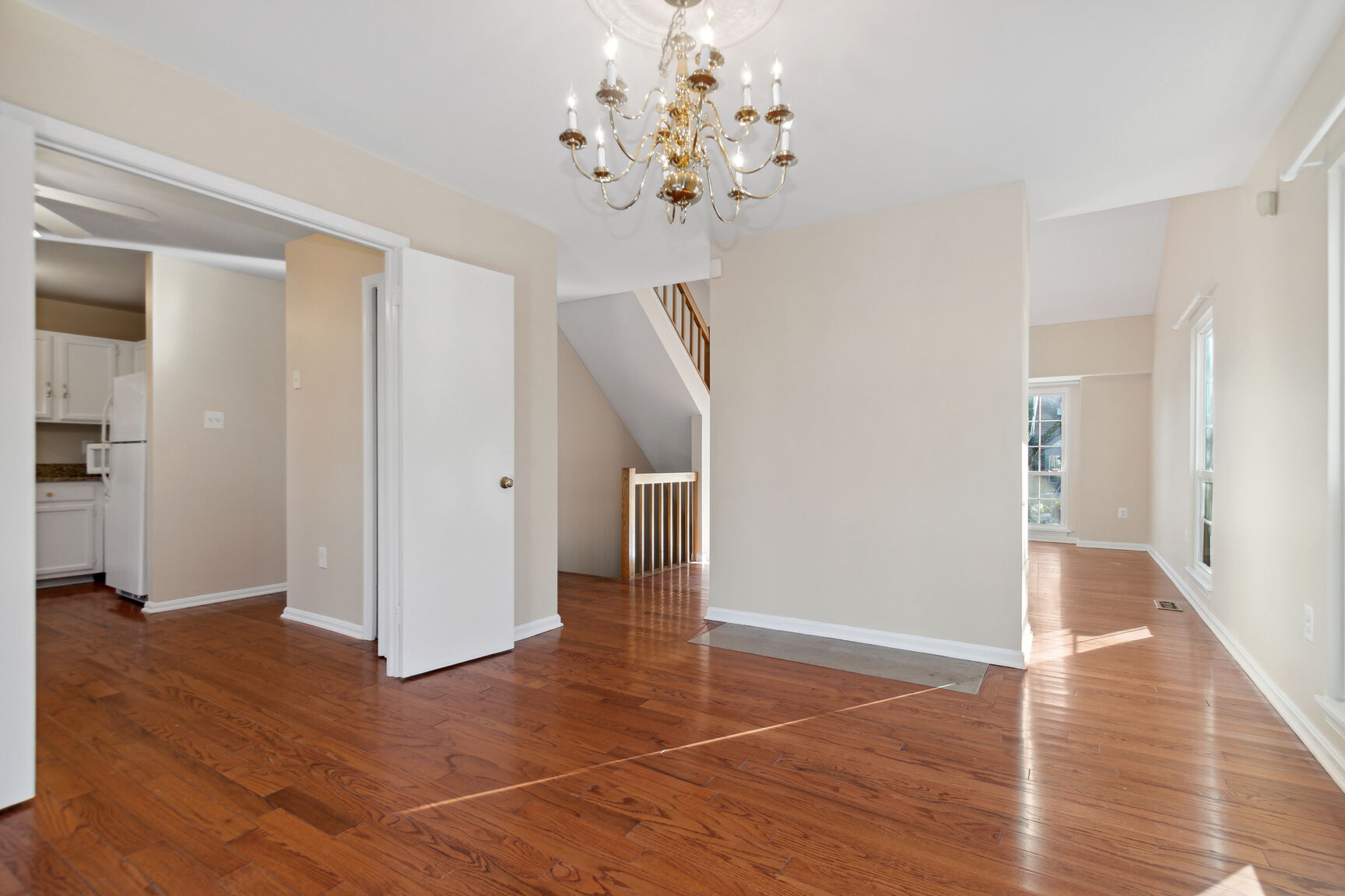2 Hugo Court Silver Spring, MD 20906 - Photo 5 of 30