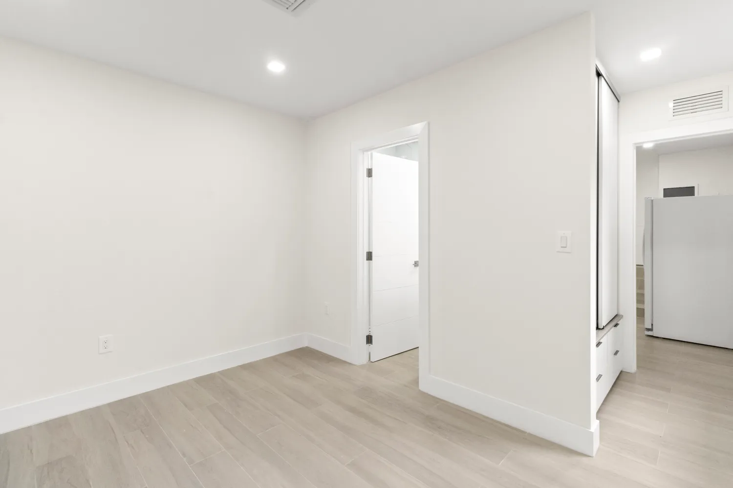 $13,900 | 1261 98th Street, Bay Harbor Islands, FL 33154