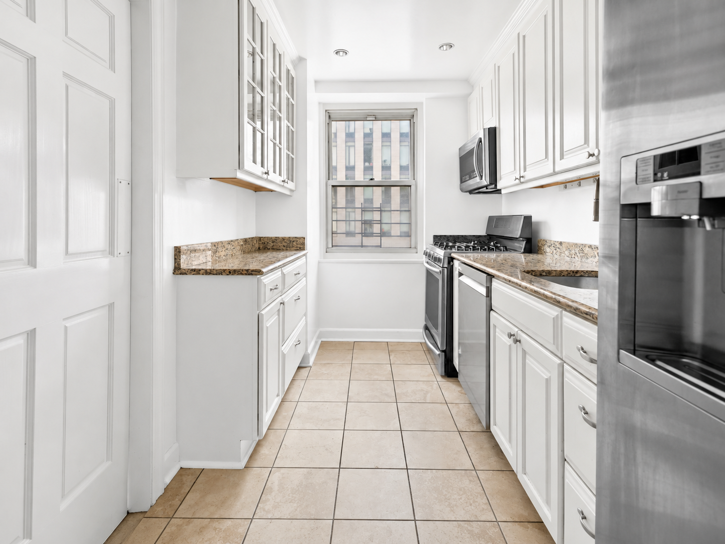 205 East 63rd Street, Unit 11CDW Manhattan, NY 10065 - Photo 2 of 10 Gallery Image 2