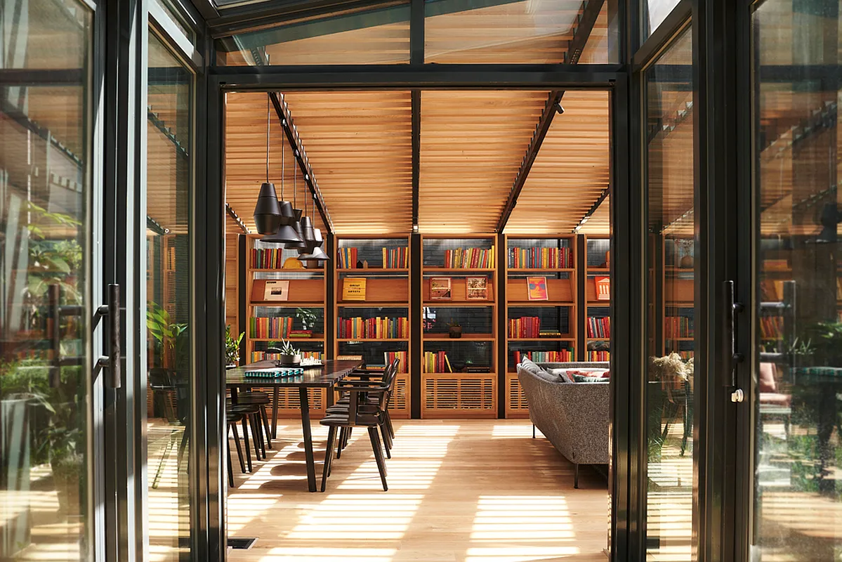 547 West 47th Street, Unit 807 Manhattan, NY 10036 - Photo 8 of 13