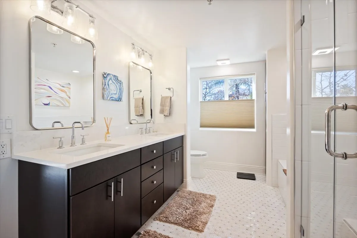 $999,999 | 4394 Farmdale Avenue, Unit 202, Studio City, CA 91604