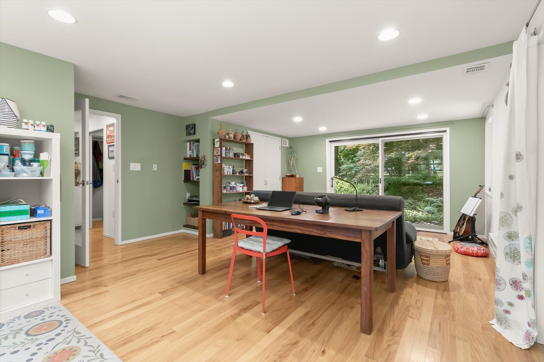 8009 Glenmore Spring Road Bethesda, MD 20817 - Photo 38 of 74