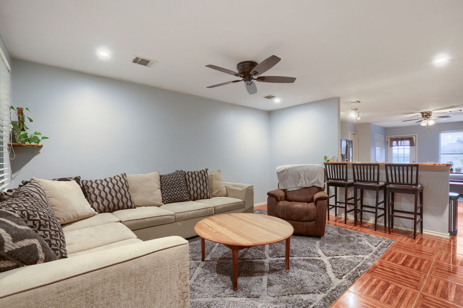 11401 Briarcreek Loop Manor, TX 78653 - Photo 2 of 17