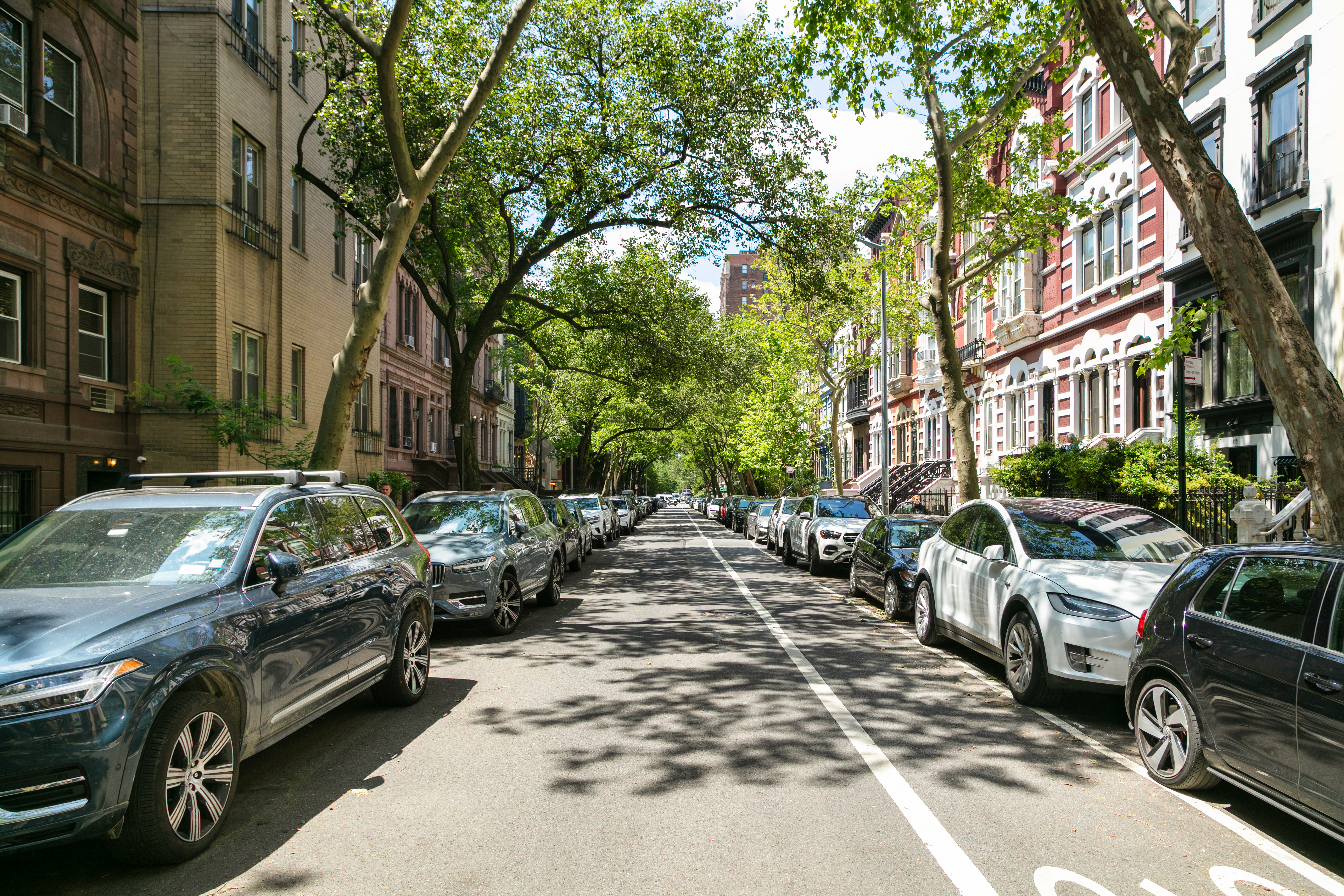 112 West 78th Street, Unit PARLOR Manhattan, NY 10024 - Photo 34 of 37 a view of a street with cars