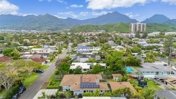 $3,395,000 | 244 Awakea Road, Kailua, HI 96734