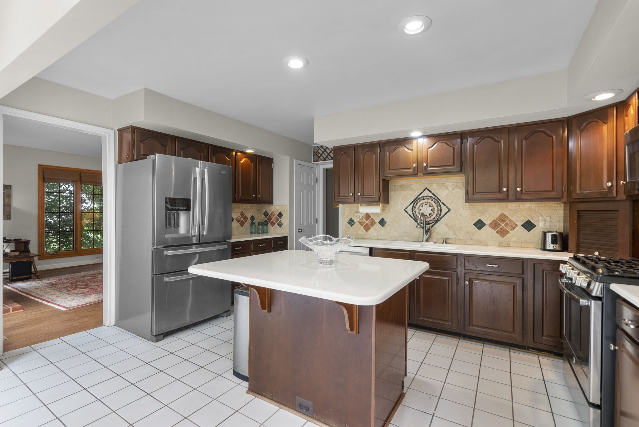 14307 Cartwright Way Gaithersburg, MD 20878 - Photo 11 of 33