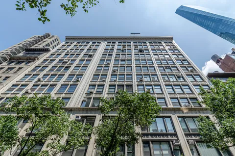 $1,395,000 | 21 East 22nd Street, Unit 6H | Flatiron