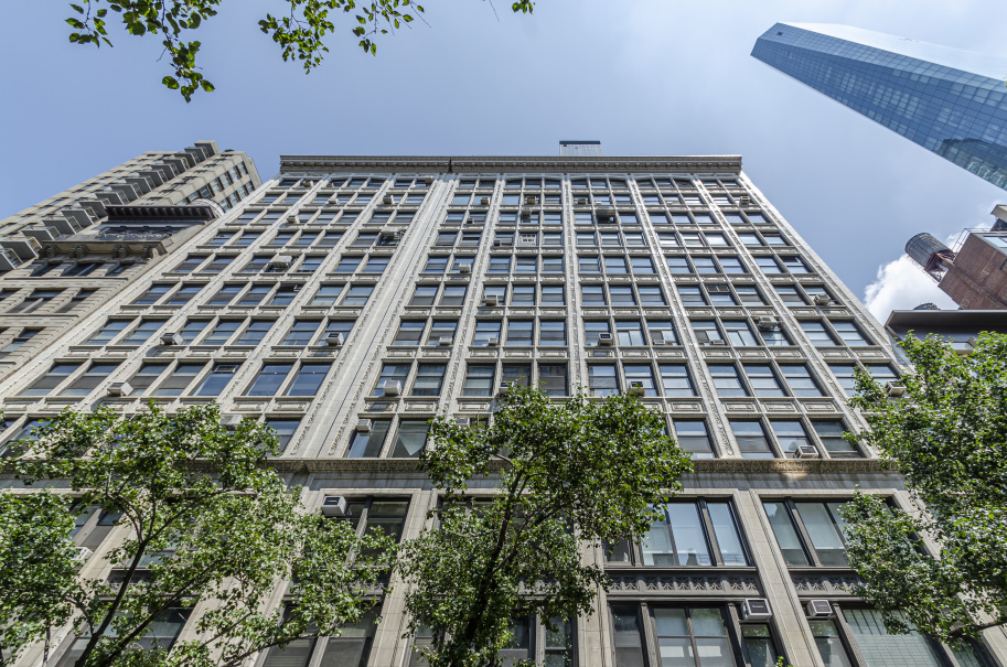 21 East 22nd Street, Unit 6H Manhattan, NY 10010 - Photo 12 of 13 a view of a building