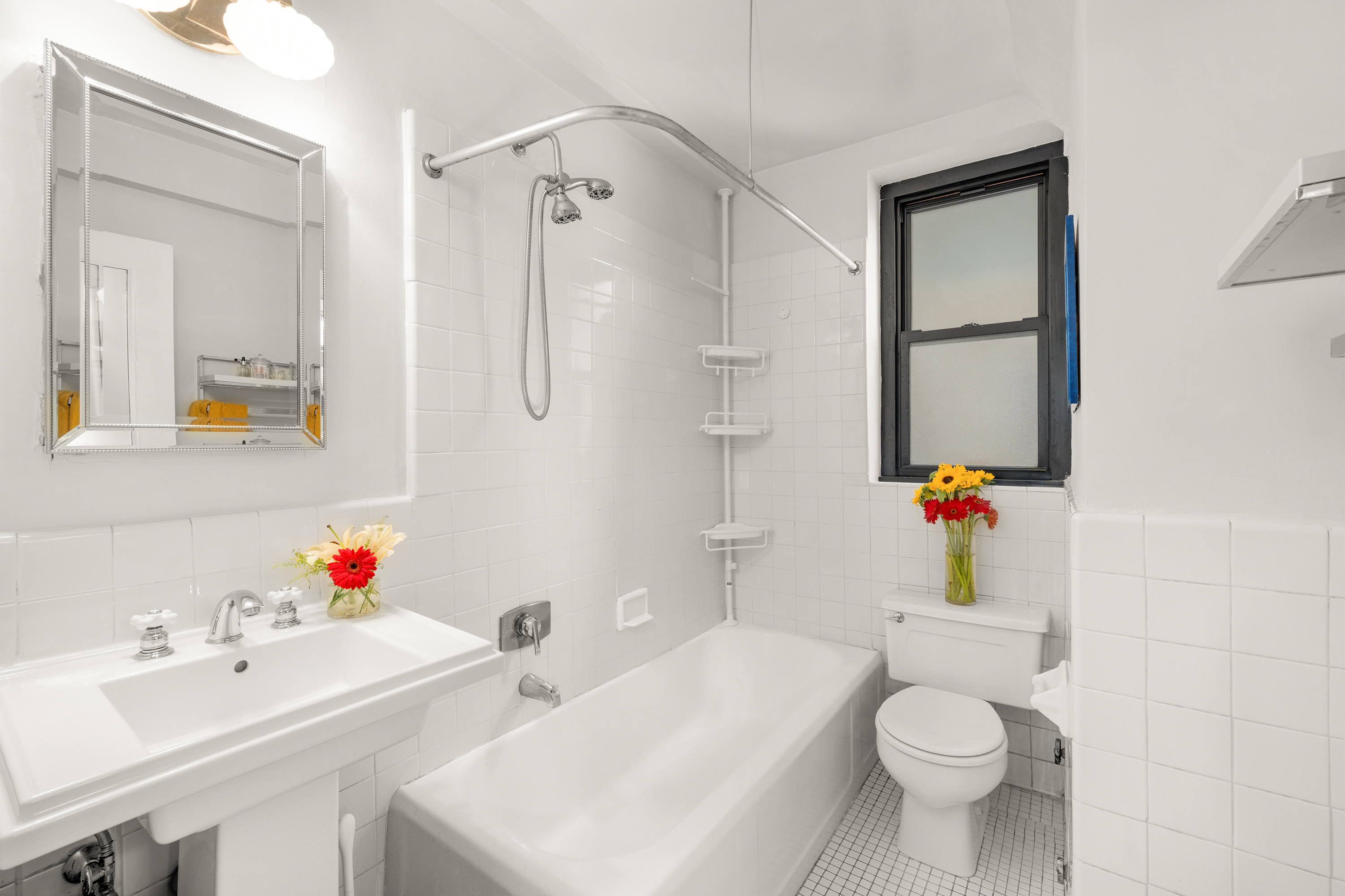 235 East 22nd Street, Unit 9V Manhattan, NY 10010 - Photo 4 of 14