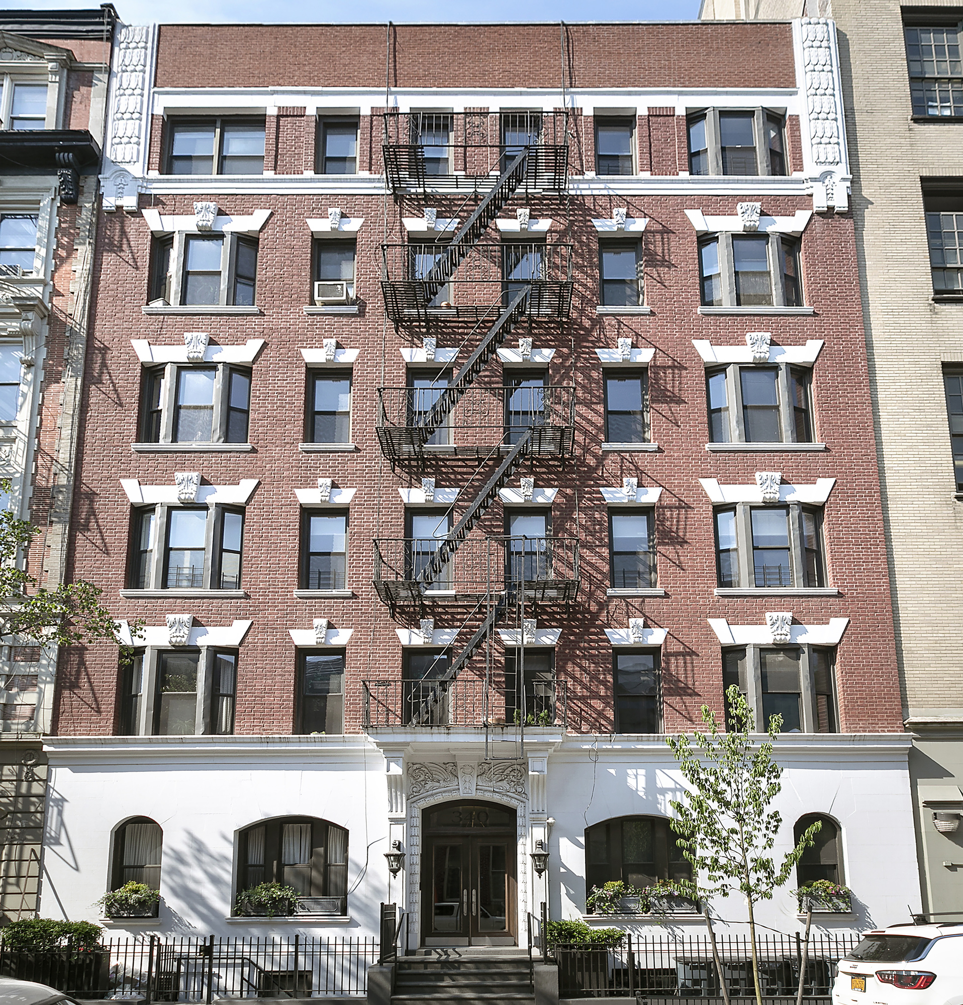 340 West 19th Street, Unit 14 Manhattan, NY 10011 - Photo 11 of 12 a front view of a building with balcony