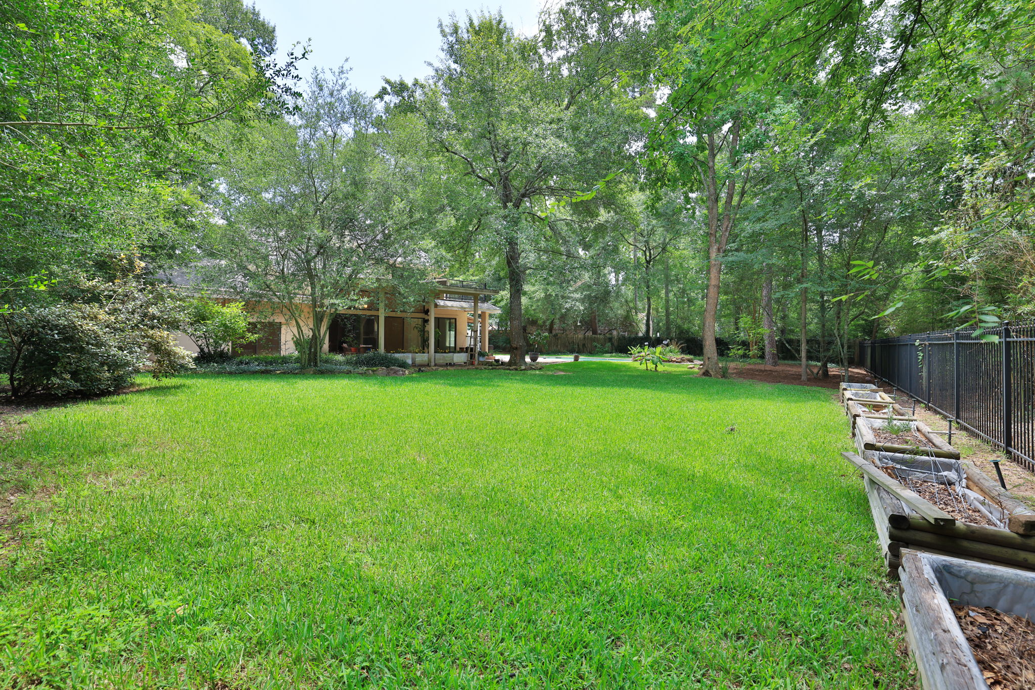 44 Indian Clover Drive Spring, TX 77381 - Photo 3 of 53 Gallery Image 3