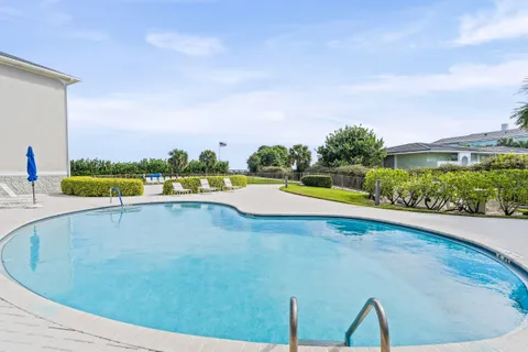 $350,000 | 5300 Highway A1A, Unit 401, Vero Beach, FL 32963