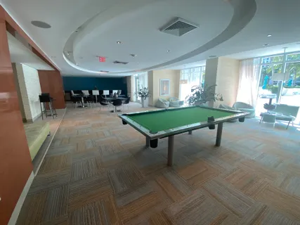 $718,000 | 950 Brickell Bay Drive, Unit 2206, Miami, FL 33131