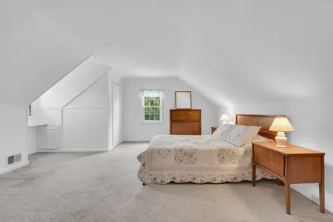 $645,000 | 63 Broadway, Bayonne, NJ 07002