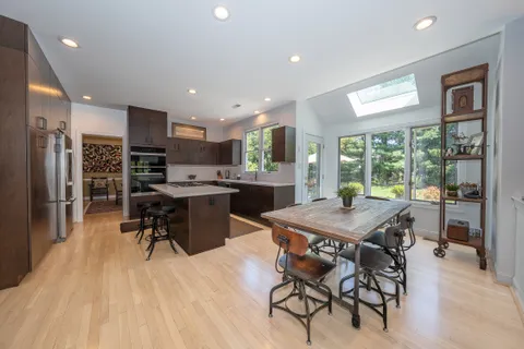 $1,200,000 | 1421 Radbill Circle, Berwyn, PA 19312