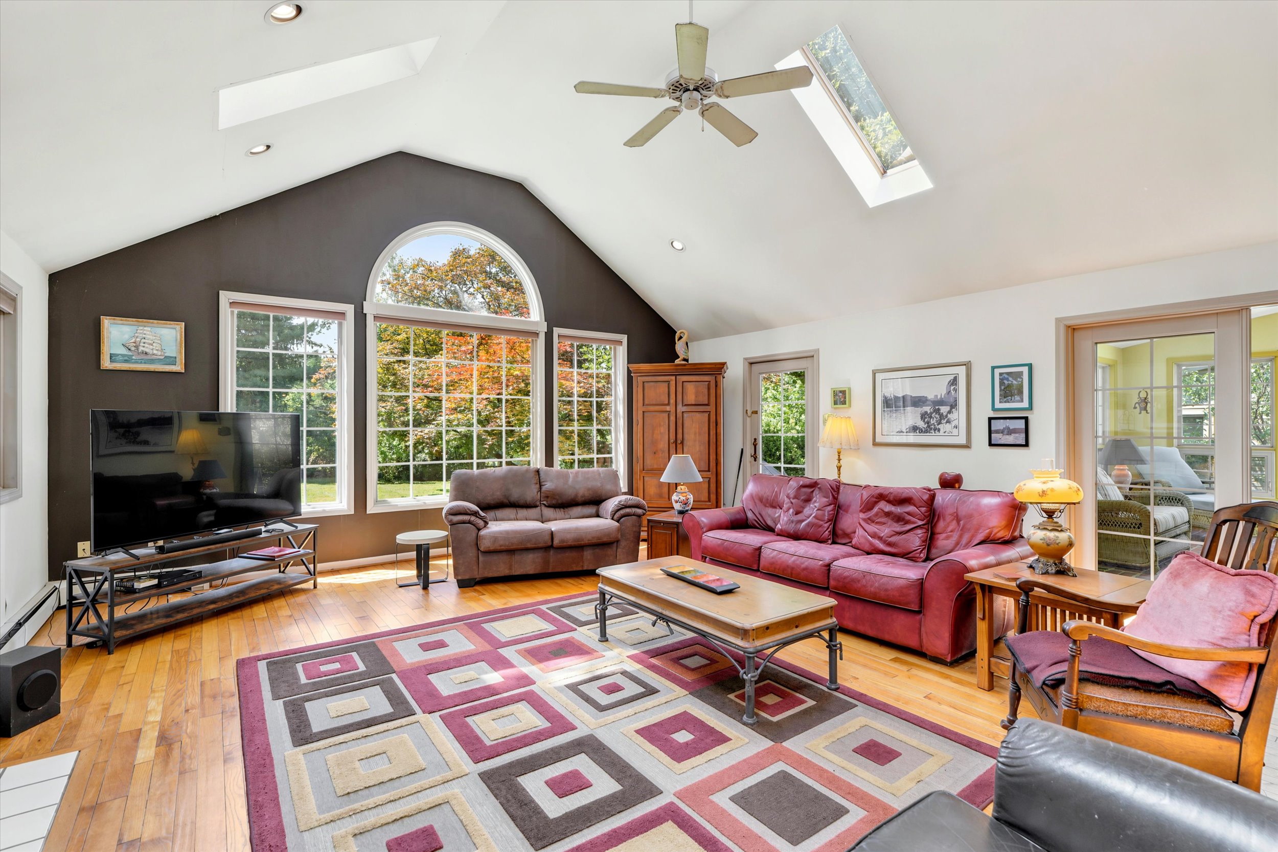 841 Ivy Road Ambler, PA 19002 - Photo 11 of 54