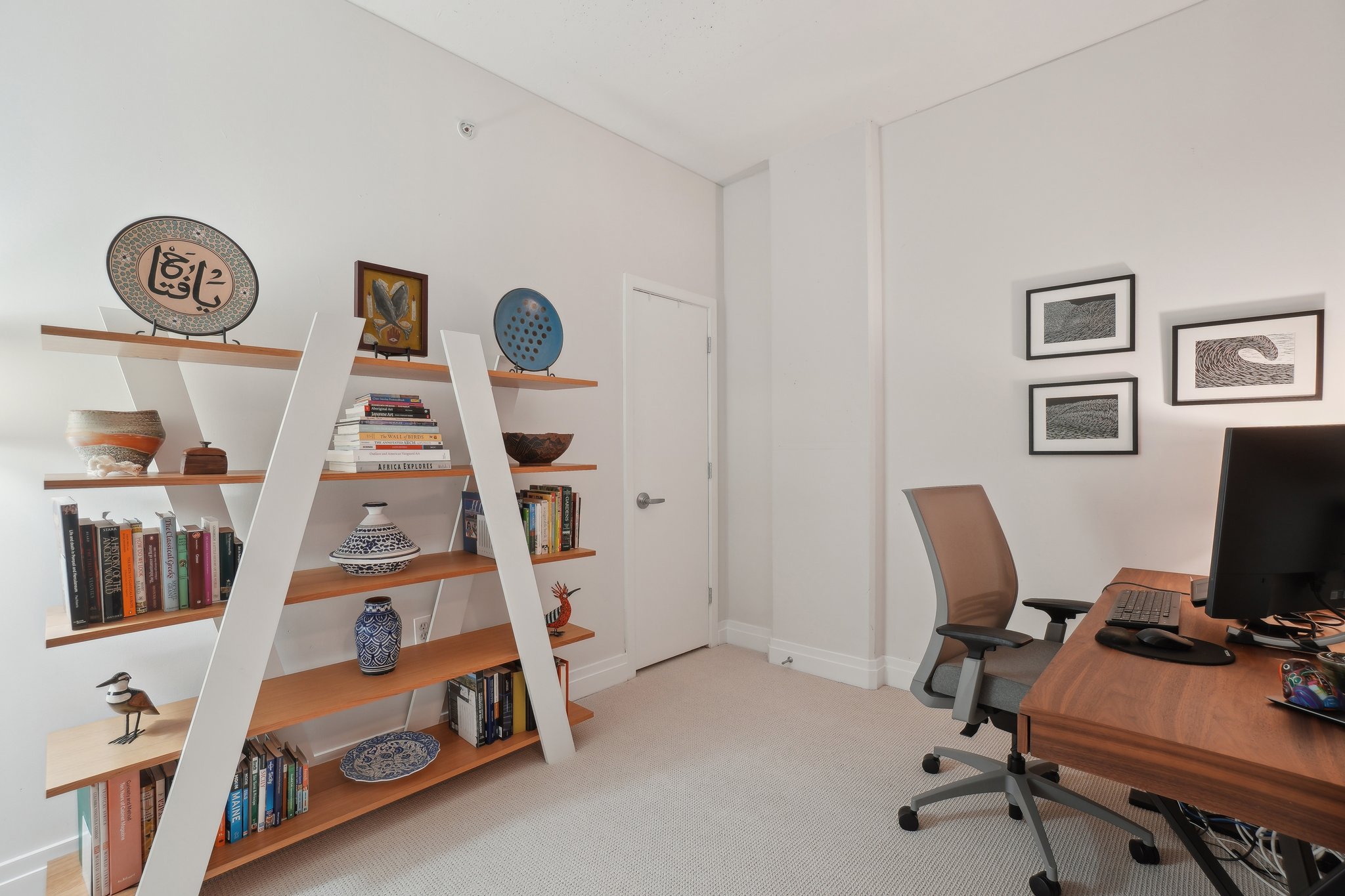 2120 Vermont Avenue Northwest, Unit 309 Washington, DC 20001 - Photo 19 of 26 a view of a room with gym equipment