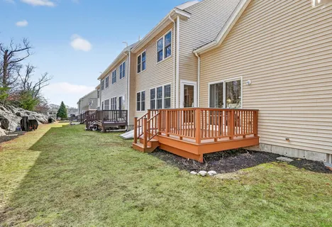 Contact Agent | 102 Central Street, Unit 5A, Saugus, MA 01906