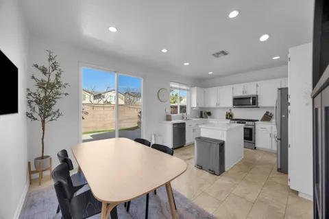 $875,000 | 271 Sparkleberry Avenue, Orange, CA 92865